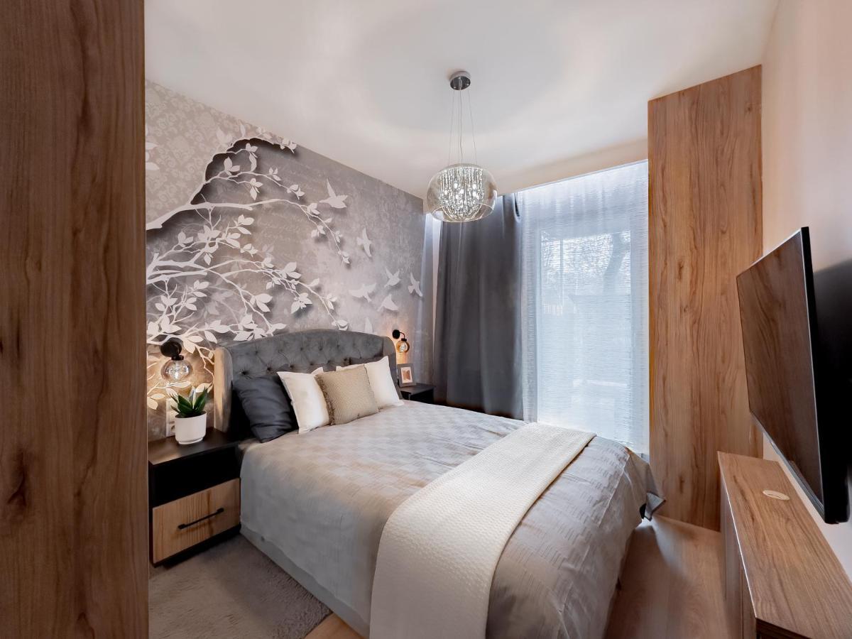 Apartament Z Duzym Tarasem W Centrum Krakowa Bagian luar foto