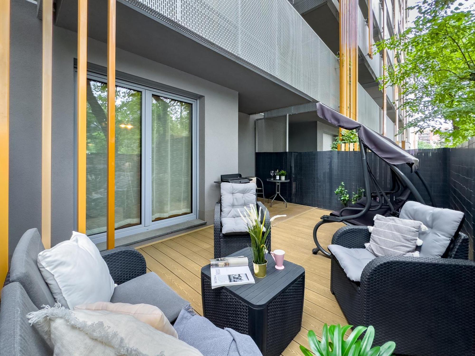 Apartament Z Duzym Tarasem W Centrum Krakowa Bagian luar foto
